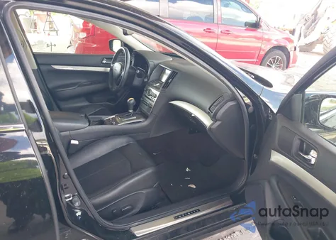 2013 Infiniti G37X из США, поврежденный, VIN JN1CV6AR5DM760215